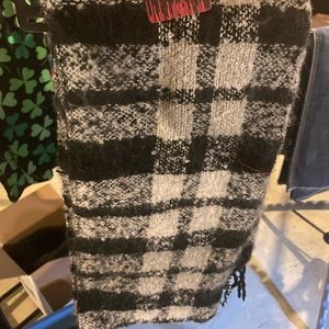 Never used black, white, and gray scarf